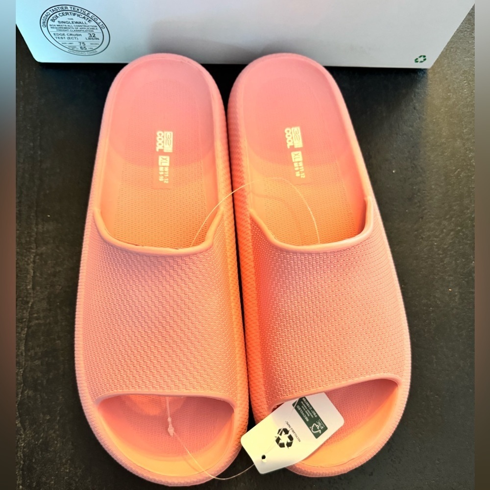 Cloud slides, light pink- Clearance